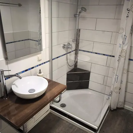 Simple 2-person Near Altdorf Apartament Altdorf bei Nürnberg